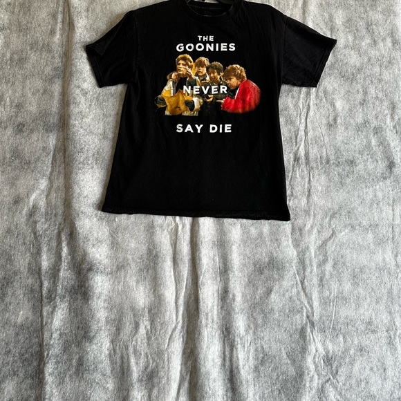 THE GOONIES MOVIE MEN’S SHORT SLEEVE GRAPHIC T-SHIRT SZ MEDIUM - Picture 11 of 11